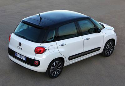 Two-Shot PC Glazing/Spoiler Combo in New Fiat Car