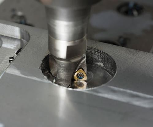 Helicoil Ramping 6 Ways to Optimize High-Feed Milling | MoldMaking Technology