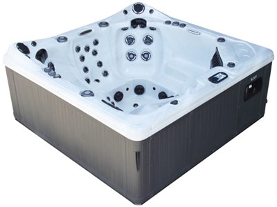 LFI process: Molding strong and attractive spa enclosures