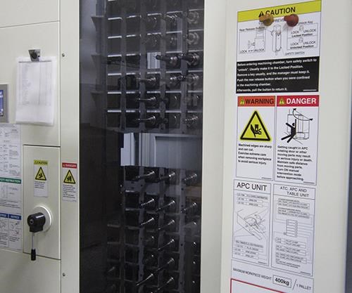 El magazín del ATC de 160 estaciones del HMC le permite al taller mantener un buen número de herramientas estándar instaladas en el interior de la máquina.