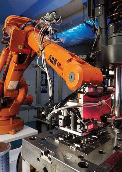 Reshoring, Robots  and the New Factory Floor