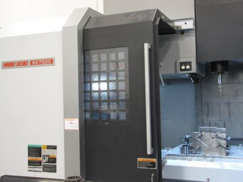 Mori Seiki NV7000 with a BIG-PLUS CAT40 spindle 