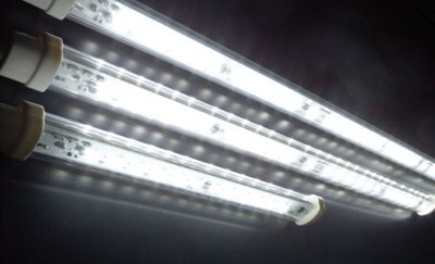 LED Light Strips for Industrial Task Lighting 