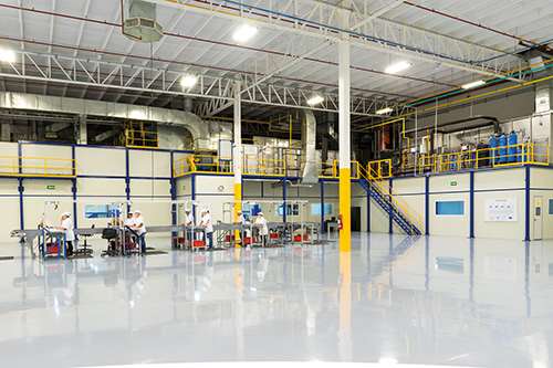 El nuevo sistema, ubicado en una expansión de la planta de 2,787 metros cuadrados, fue diseñado para operar específicamente en las condiciones desérticas de Chihuahua.