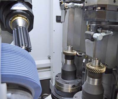 Gear Grinder Eliminates Need for Cutting Oils