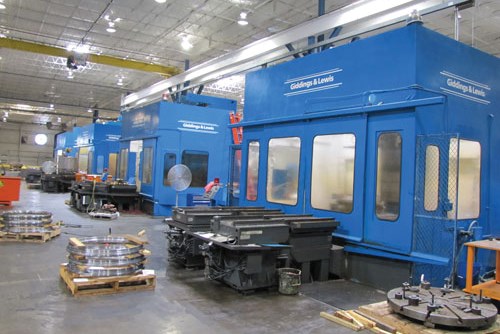 Esta línea de centros de mecanizado paletizados está ubicada en las instalaciones principales de la compañía en Argos, Indiana.