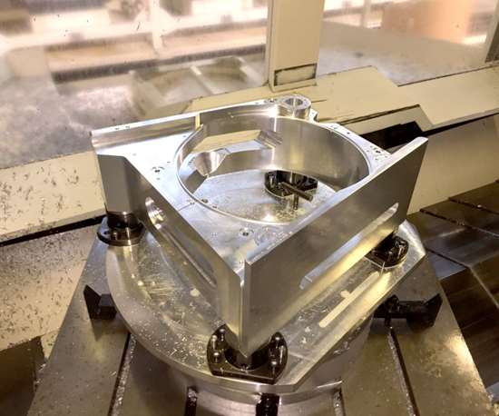 Clamping from underneath for five-axis machining