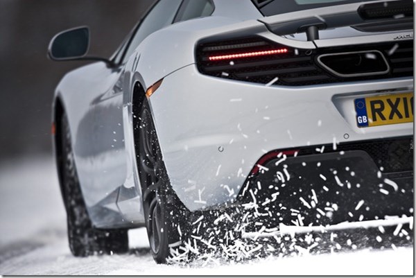McLaren in snow