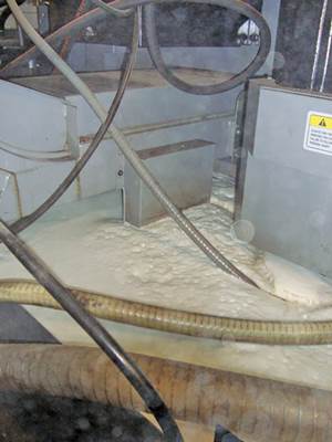 Low Foam Technology Solves Production Problems