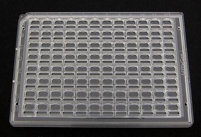 COC Used in Unique Crystallization Microplate