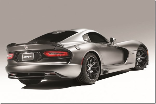 Chrysler Group’s SRT (Street and Racing Technology) Brand debuts new Time Attack Group on Anodized Carbon Special Edition Viper.