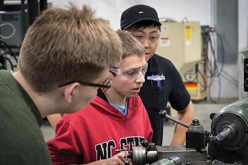 Machine Shop Apprentice Apprenticeship Model Expands in North Carolina | Modern Machine Shop