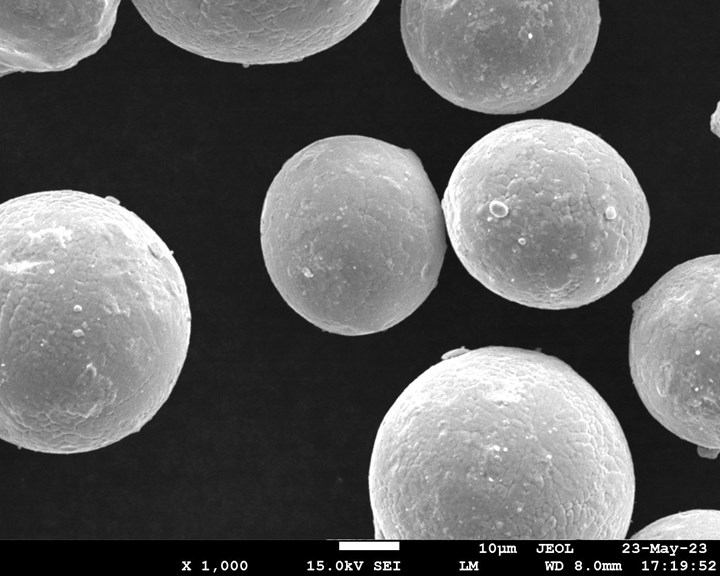Continuum Powders’ material under a scanning electron microscope (SEM).