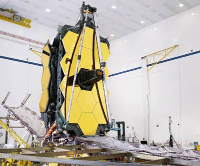 NASA assembles James Webb Telescope