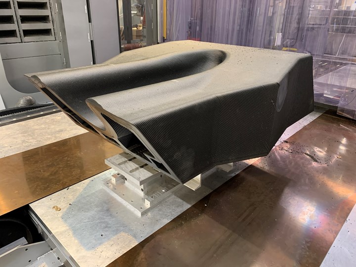 Thermwood Boeing large scale additive manufacturing composite tool