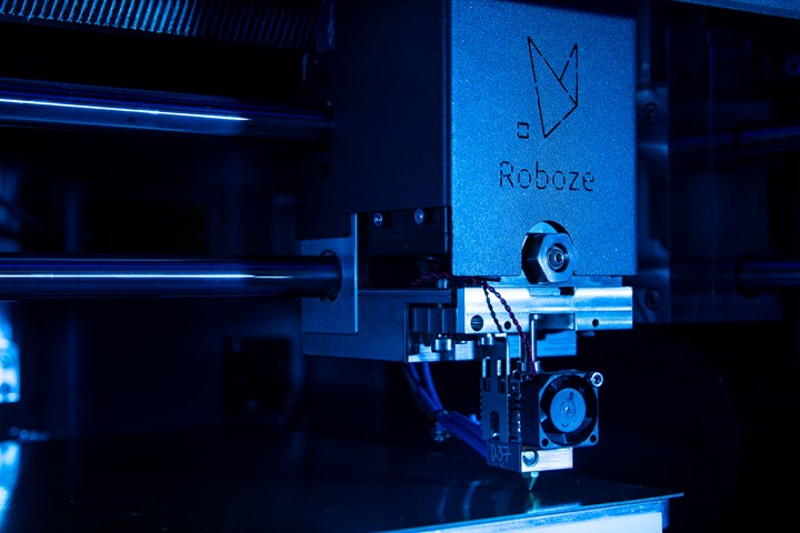 Roboze 3D printers.