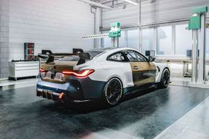 BMW unveils new M4 GT4 race car, features most natural fiber parts for GT series to date