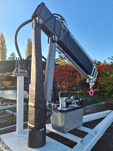 Side view of CompoTech/RTI composite telescopic crane.