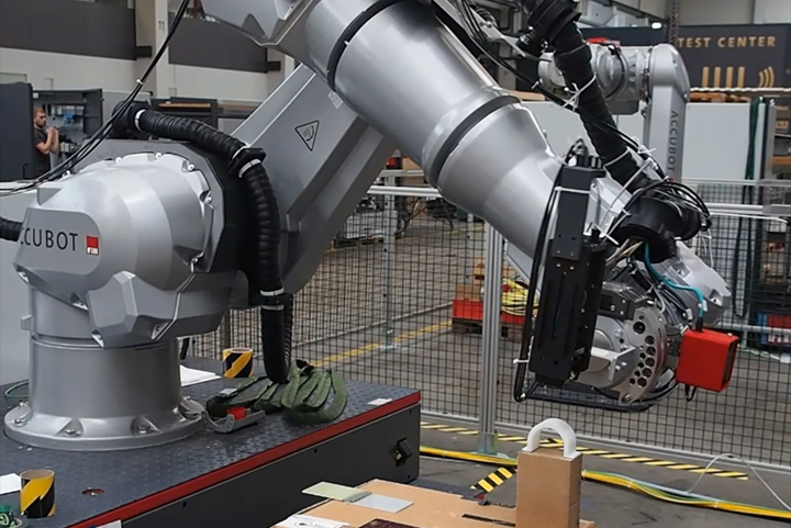 Fill Maschinenbau's Accubot robot-based inspection system.