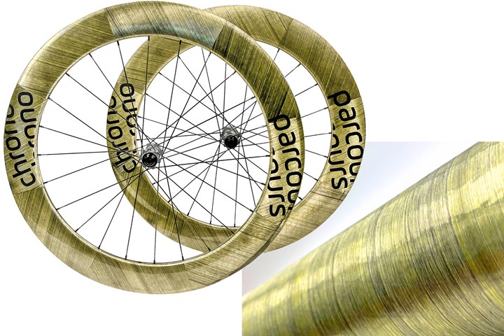 Parcours bike wheel using Hypetex colored carbon fiber