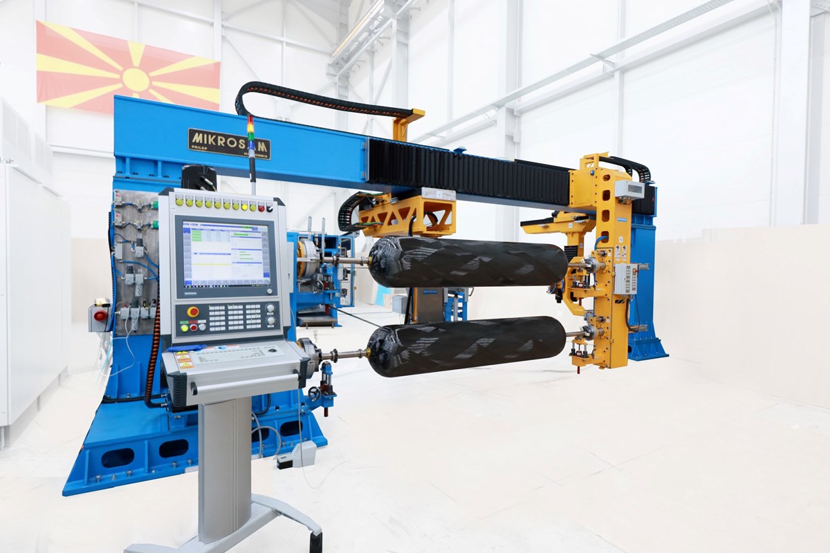 Filament winders specialized for composites hydrogen vessel