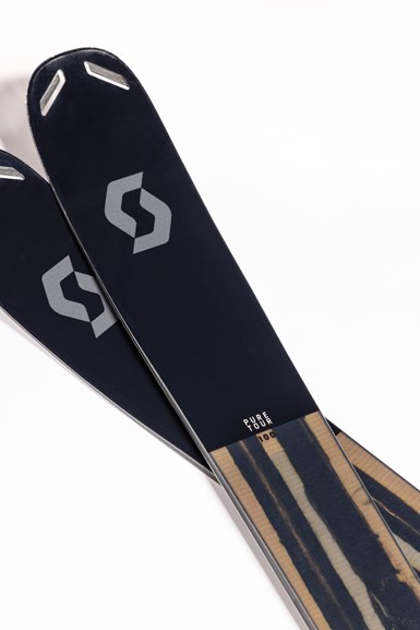 Scott Sports skis made with realigned carbon fiber tapes
