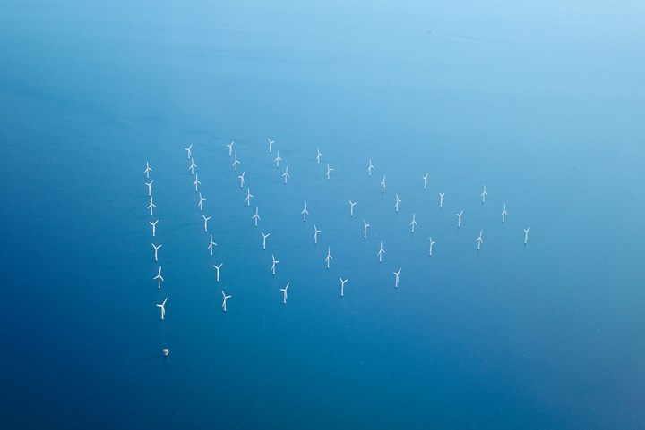 Offshore wind turbines from above.