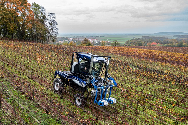 New Holland tractor for vineyards