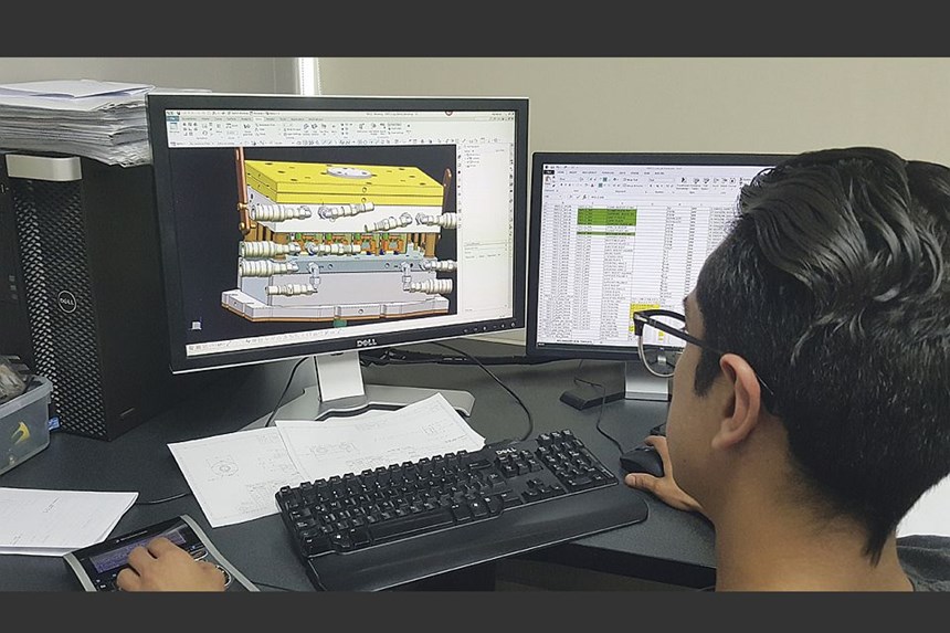 La implementación de software CAD/CAM ha sido otra obsesión tecnológica de Antonio Mendoza.