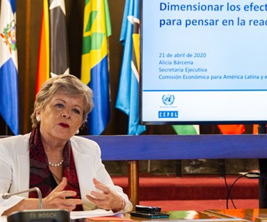Alicia Bárcena, Secretaria Ejecutiva de la CEPAL, durante la presentación del informe. Foto: CEPAL