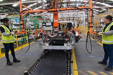 El equipo de Manufactura de Ford de México  cuenta con un 25% de colaboradoras que desarrollan nuevos procesos de fabricación y ensamblaje.