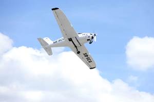 El Halcón II es una aeronave deportiva que se puede utilizar para el entrenamiento básico de aviadores, vuelo recreativo y vigilancia aérea de seguridad.