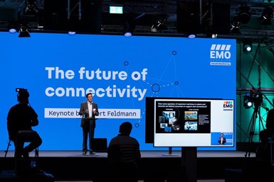 Robert Feldmann, director de la división de industria de Microsoft Deutschland, habló sobre el futuro de la conectividad. 