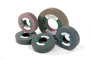 Estas ruedas se fabrican utilizando “tela no tejida” con óxido de aluminio o carburo de silicio. 