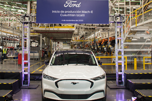 Ford incrementó la producción de la versión eléctrica del modelo Mustang Mach en su planta del Estado de México.