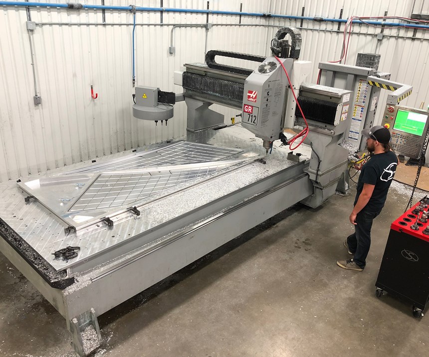 Haas GR 712 gantry router at Flying S