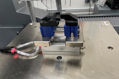 Pneumatic jaw on CMM table