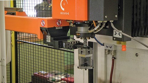 System 3R robot loads holder with electrode into GF AgieCharmilles EDM