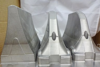 Linear AMS hybrid mold inserts from the front.