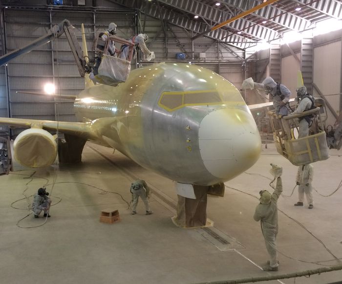 Aircraft Coating Stack Boeing, AkzoNobel Reach Coatings Partnership Milestone and Color the ...