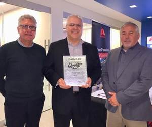 Axalta Receives Daimler Truck Masters of Quality Supplier Award 