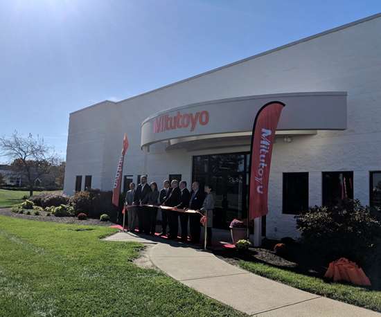 The ribbon-cutting ceremony at Mitutoyo’s M3 Solutions center in Mason, Ohio