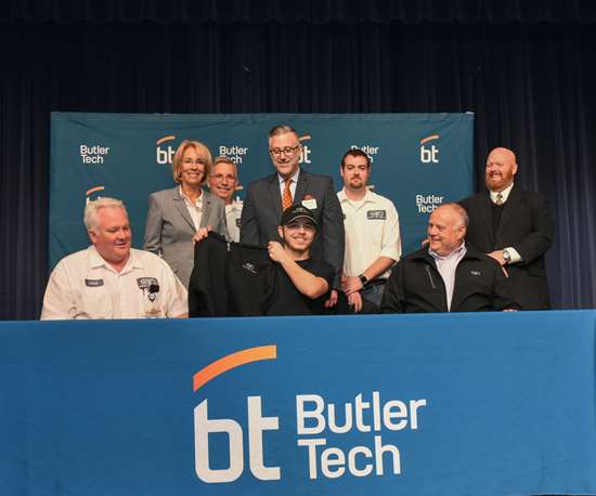 Butler Tech student signs commitment letter for manufacturing job
