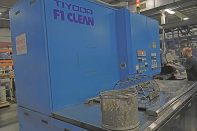Tiyoda vucuum vapor degreasing unit at Electro-Spec Inc.