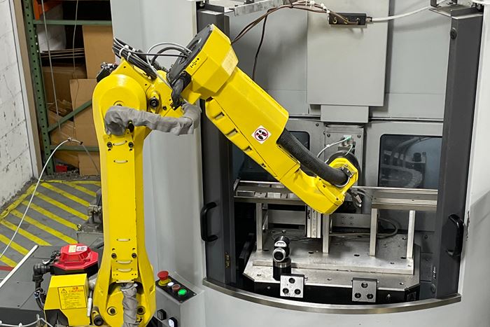 robot machine tending at Custom Tool