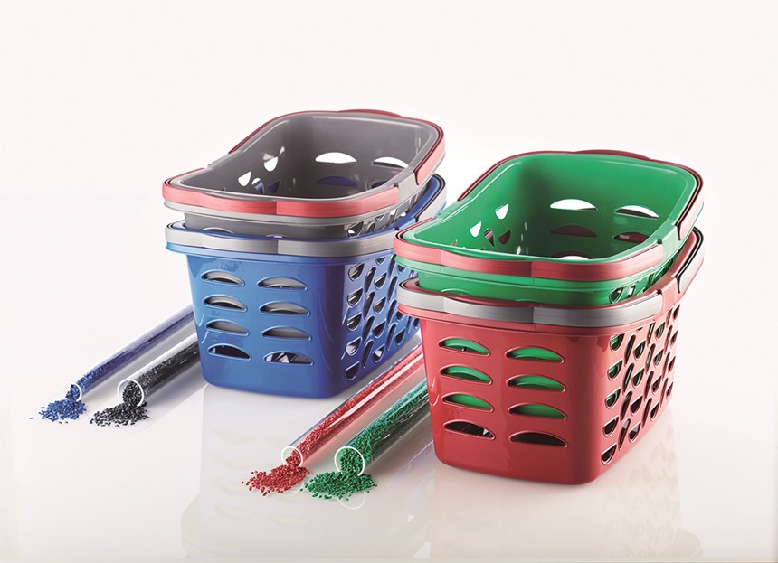 Estas cestas de diseño atractivo fabricadas a partir de productos 100% reciclados tienen una gran aceptación entre los consumidores (foto: DSD).