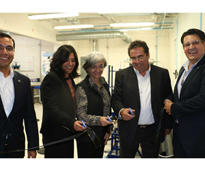 Inauguración del laboratorio de Ensayos Fractomecánicos de Plásticos Ingenieriles.