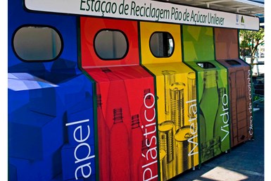 Mediante un proceso pionero, Unilever, Aptar y Ecological unieron esfuerzos para desarrollar una solución innovadora y sostenible ante el desafío de reciclar envases flexibles posconsumo.
