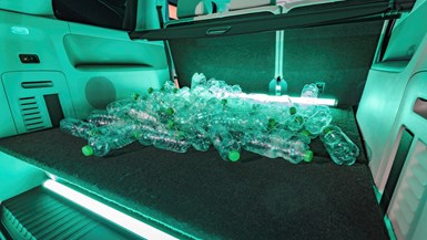 VW utiliza hilo Seaqual como material para tapizar los asientos. Está fabricado con un 10 % de desechos marinos recogidos y un 90 % de hilo PES reciclado.