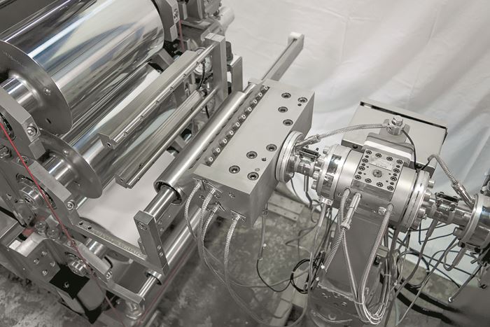 twin-screw extrusion lamination system